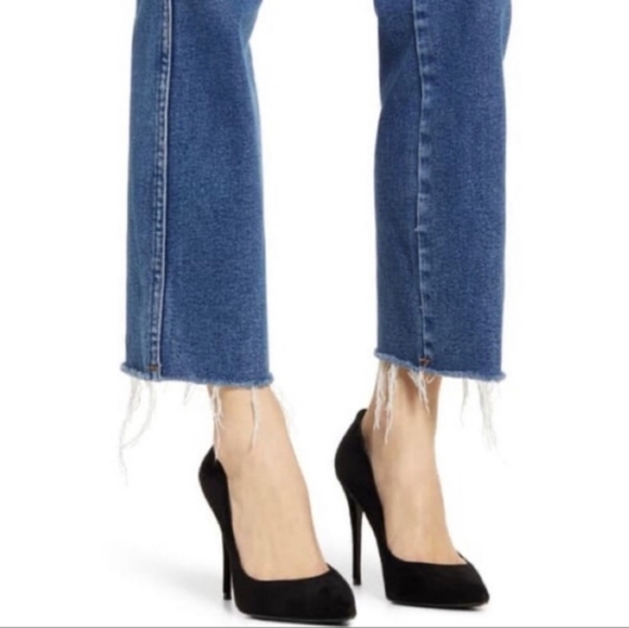 Good American Good Curve High Waisted Ankle Crop Raw Frayed Hem Jeans Sz 4/27
